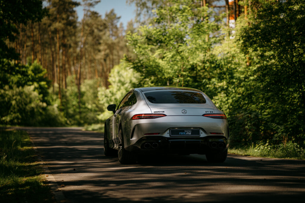 Mercedes GT 53